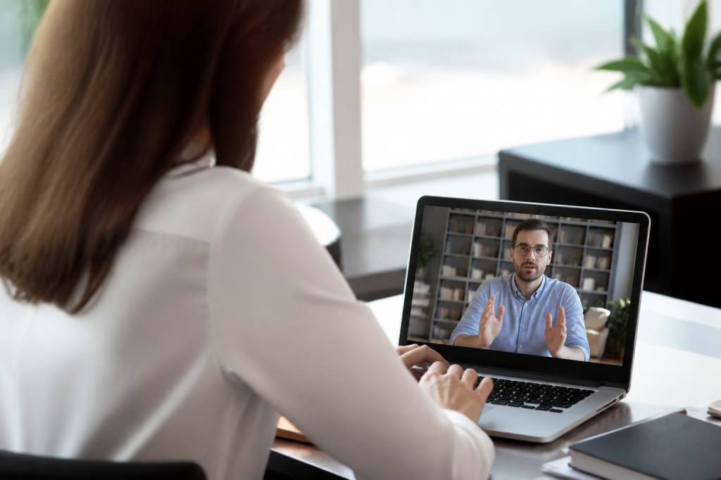 Comment assurer un entretien en visio